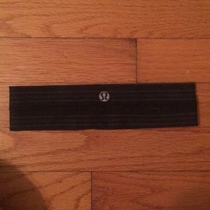 Lululemon running head band